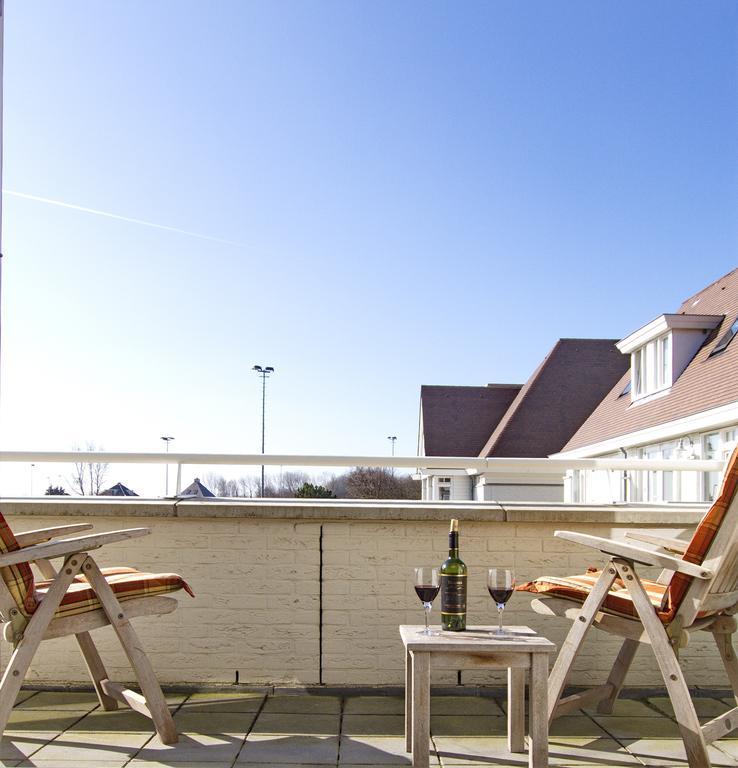 Bed & Breakfast Wit 51 Noordwijk Oda fotoğraf