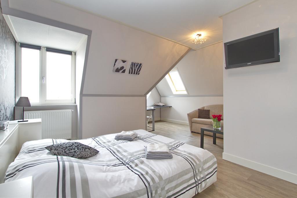 Bed & Breakfast Wit 51 Noordwijk Oda fotoğraf