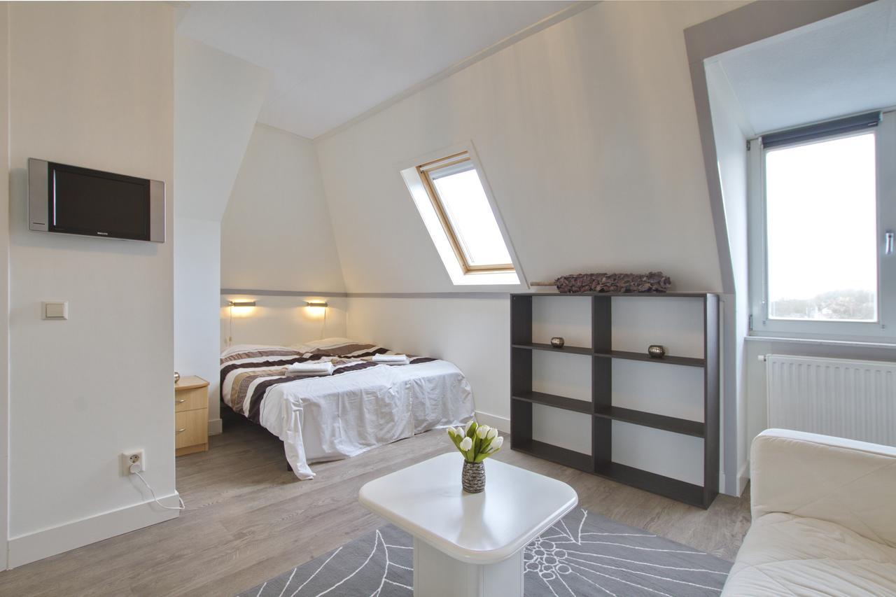 Bed & Breakfast Wit 51 Noordwijk Oda fotoğraf